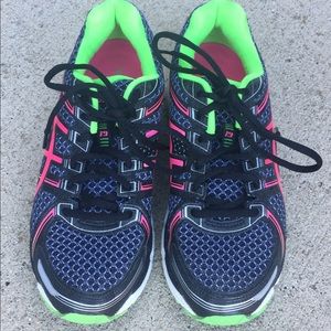 ASICS Gel Kayano 19 women’s tennis shoes